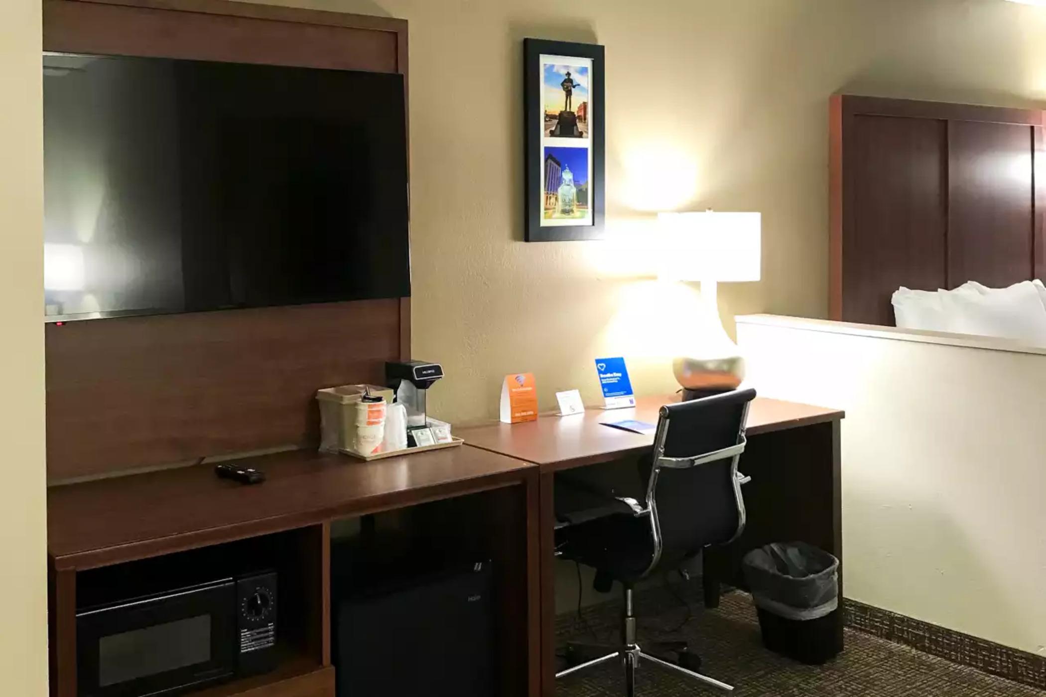 Comfort Inn & Suites Montgomery East Carmichael Rd Экстерьер фото