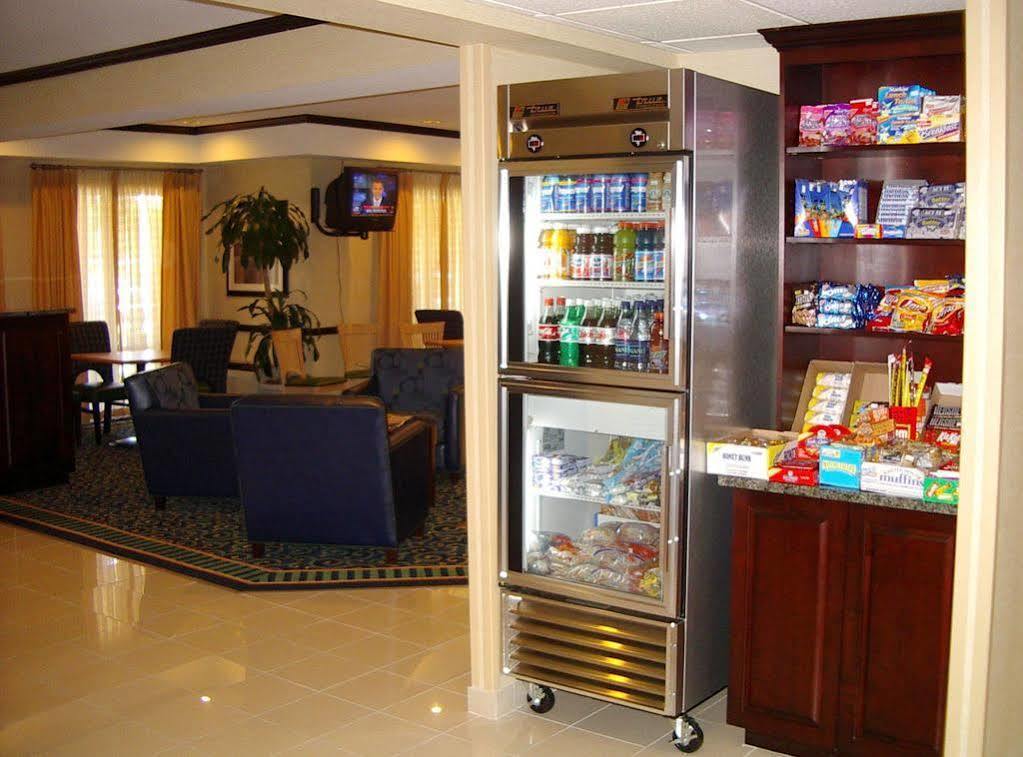 Comfort Inn & Suites Montgomery East Carmichael Rd Экстерьер фото